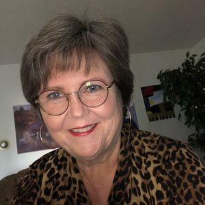 Meet your Posher, Marsha